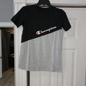 Champion Black & Gray Short Sleeve boy's Athleticwear Crew Neck Pullover T-Shirt